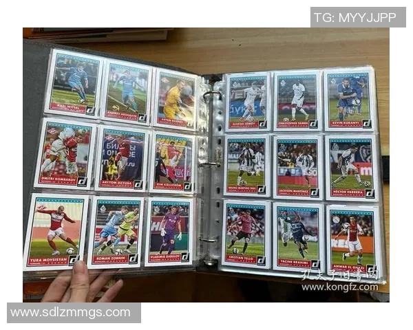 以皇足球球星卡收藏热潮下的价值探秘与未来发展趋势 以皇足球球星卡收藏热潮下的价值探秘与未来发展趋势